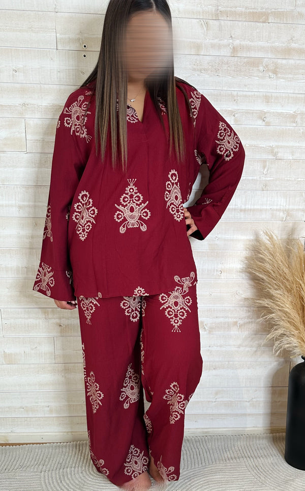 Ensemble “Nahla” – Bordeaux brodé