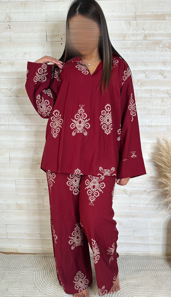 Ensemble “Nahla” – Bordeaux brodé