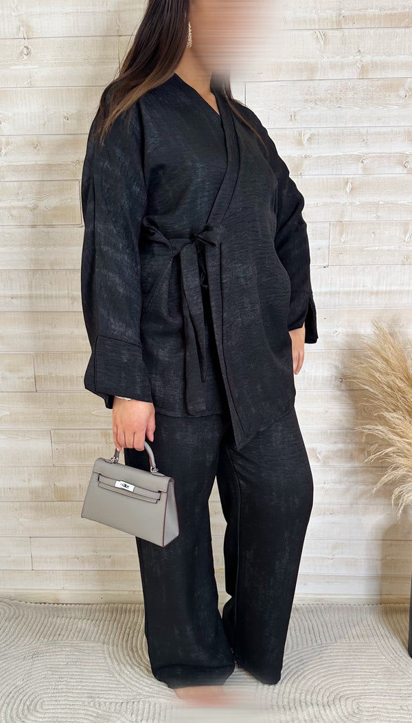 Ensemble “Layla Noir” – Élégance Minimaliste
