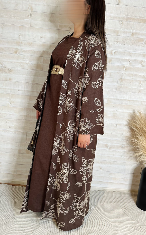 Abaya Leïla – Élégance naturelle en lin fleuri